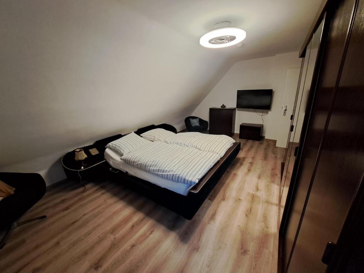 Muttis Apartment Mönchengladbach Kültér fotó